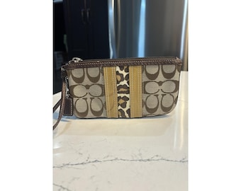 Coach Signature Ocelot Leopard Wristlet Clutch Tan Brown Animal