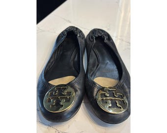 Tory Burch Reva Black Leather Gold Logo Medallion Flats WOMENS SZ 10