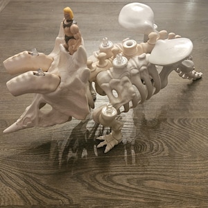 トライトップス　ボーンエイジ　ケナー　kenner Bone Age 1988 Kenner Bone Age Stegus, Tritops and T-Rex.