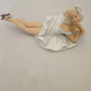 Vintage Schaubach Kunst Laying Lady Porcelain Figure