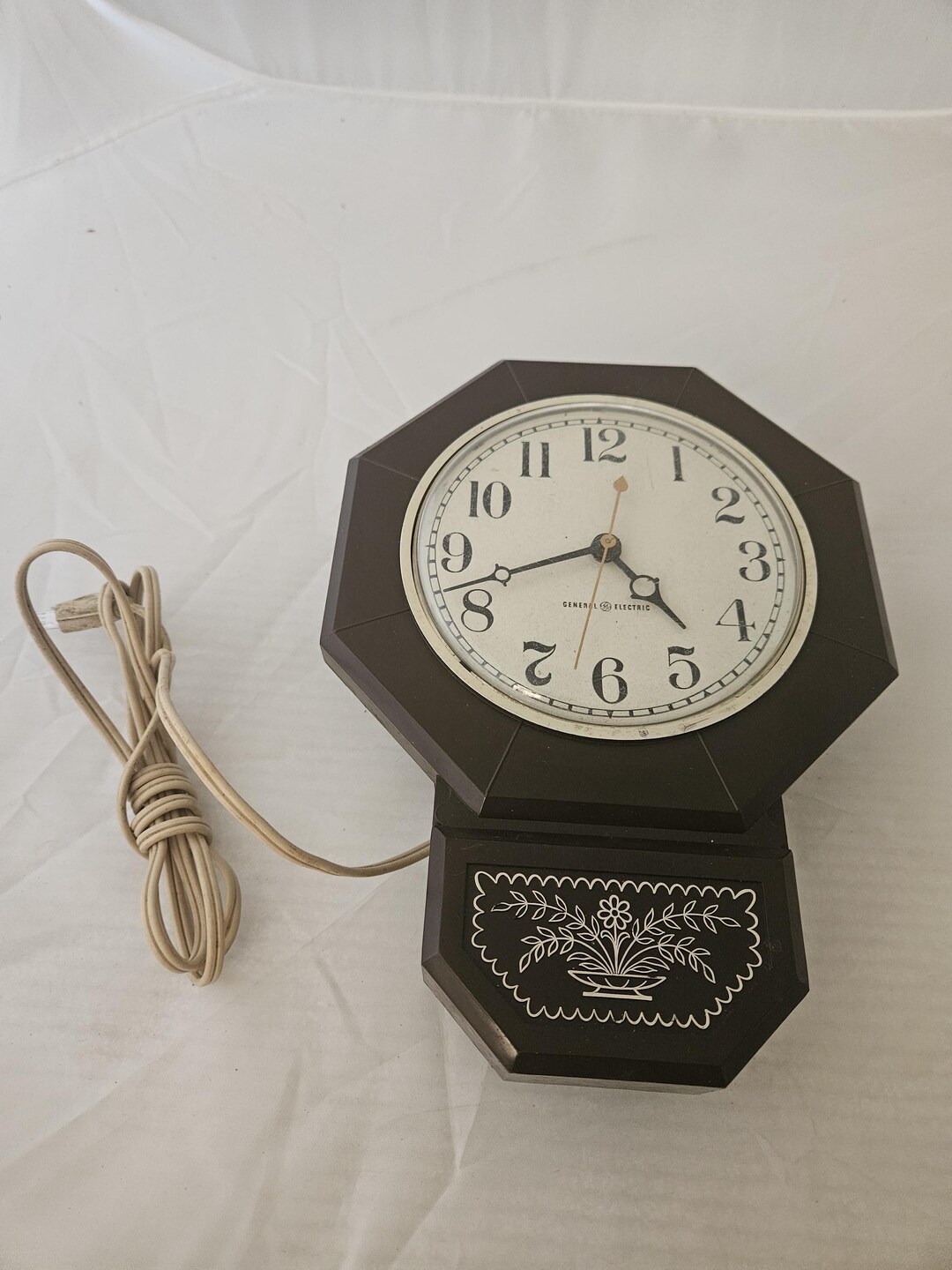 Vintage General Electric Model 2128A Wall Clock - Etsy