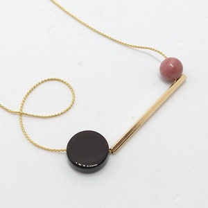 Geometric and minimalistic necklace, Ava necklace
