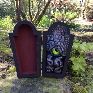 Cthulhu Coffin HP Lovecraft medium PROP Box image 1