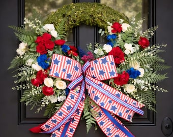 Corona patriótica XL, decoración americana en rojo, blanco y azul, arreglos florales con cintas de diseño.