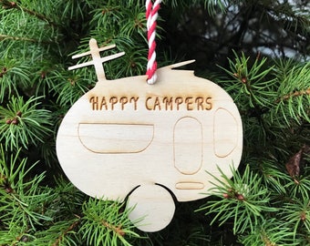 Familie Christbaumkugel, Happy Camper Weihnachtsschmuck, personalisierte Weihnachtsschmuck, Urlaub Dekor, gemischt Familie Weihnachten T