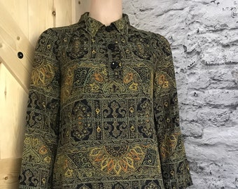 Vintage dress | autumn pattern |  | autumn colors | made in France | green yellow black tones | printed | shirt dress | skirt | top, size S