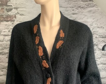 cardigan vintage | années 80 | mohair | laine | polyamide | noir | gilet | Chariot | Italie | prêt à porter | taille S