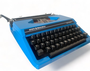 machine à écrire vintage | Sperry Remington TenTwenty | Machine à écrire bleue | années soixante-dix| Portable | AZERTY | Néerlandais | manuel | Dix vingt