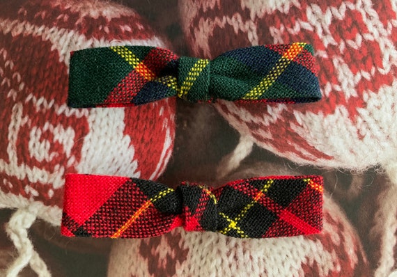 Vintage hair bow | tartan | girls hair bow | Christmas hair bow | hair bow | new old stock | barettes