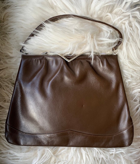 Vintage handbag | brown artificial leather | fifties bag | top handle | special closure