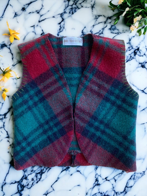 Handmade | bodywarmer  | tartan | wool | recycled | sustainable | reworked blanket |size 98 | 2,5 years old