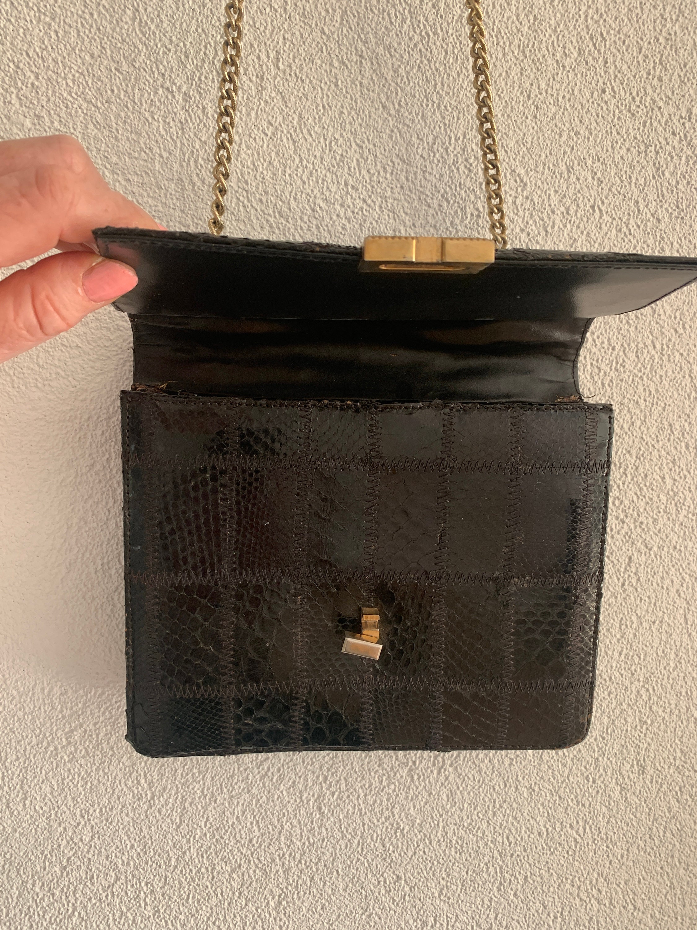 Vintage shoulder bag snake leather black stylish bag gold colored strap Cross