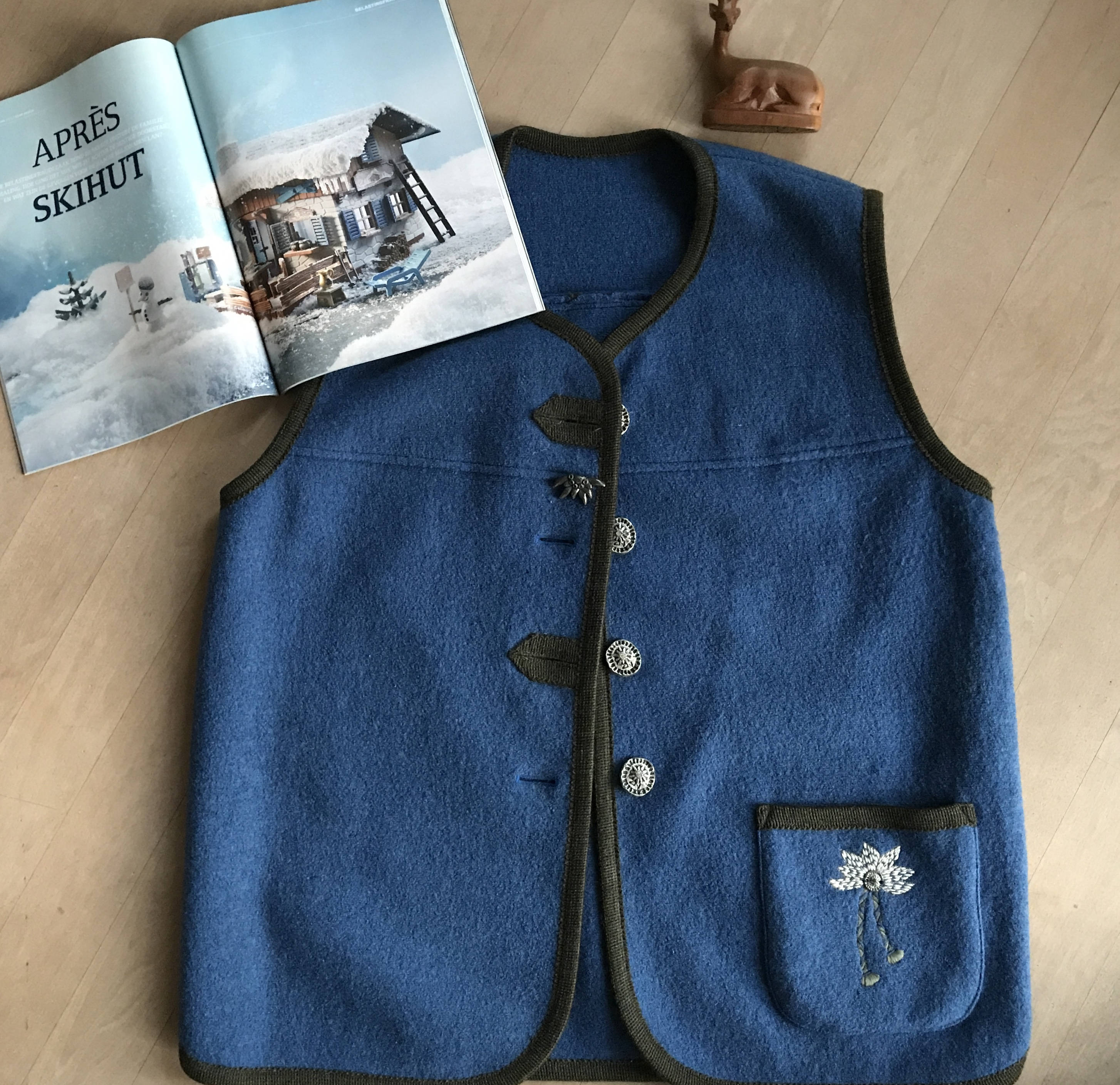 Vintage Tiroler Petressa blue wool cardigan, size EU 42/UK 16