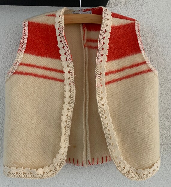Handmade bodywarmer red offwhite wool recycled sustainable