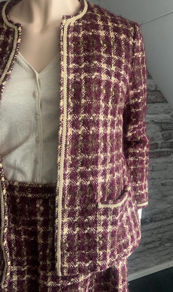 Handmade two piece set | vintage set | Chanel style set | suit | skirt and jacket | eighties |  bordeaux beige | size M View 2