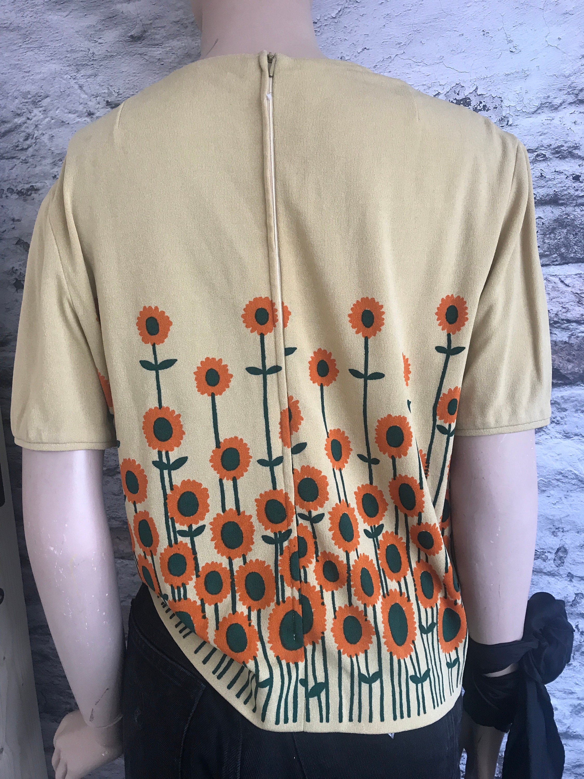Vintage sunflowers shirt Flower top Glaser Austria Spring
