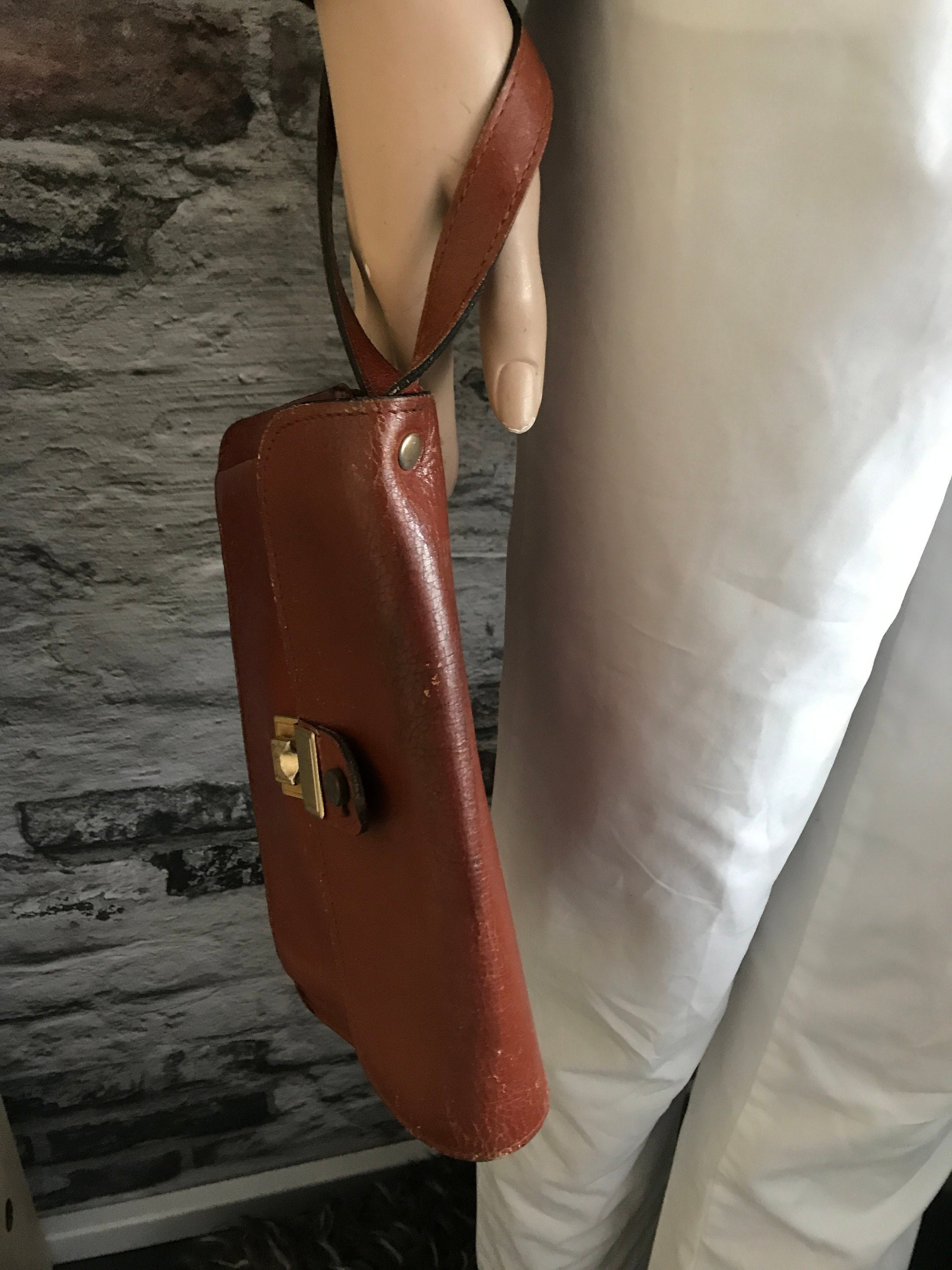 Vintage wrist bag brown leather small bag eighties burgundy