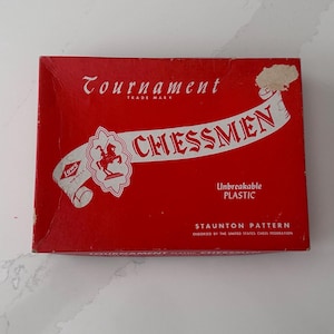 Chess Pieces - Vintage set of Tournament Chessmen Unbreakable Plastic by Staunton Pattern, E.S. Lowe and Co, NY