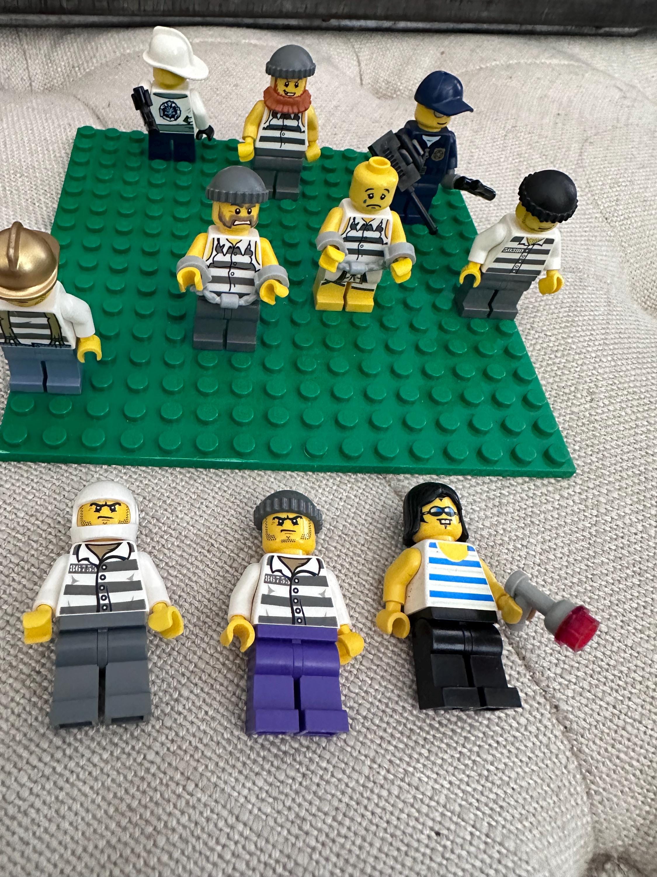 10 Mini LEGO Figurines Assorted Styles - Customizable, Collectible ...
