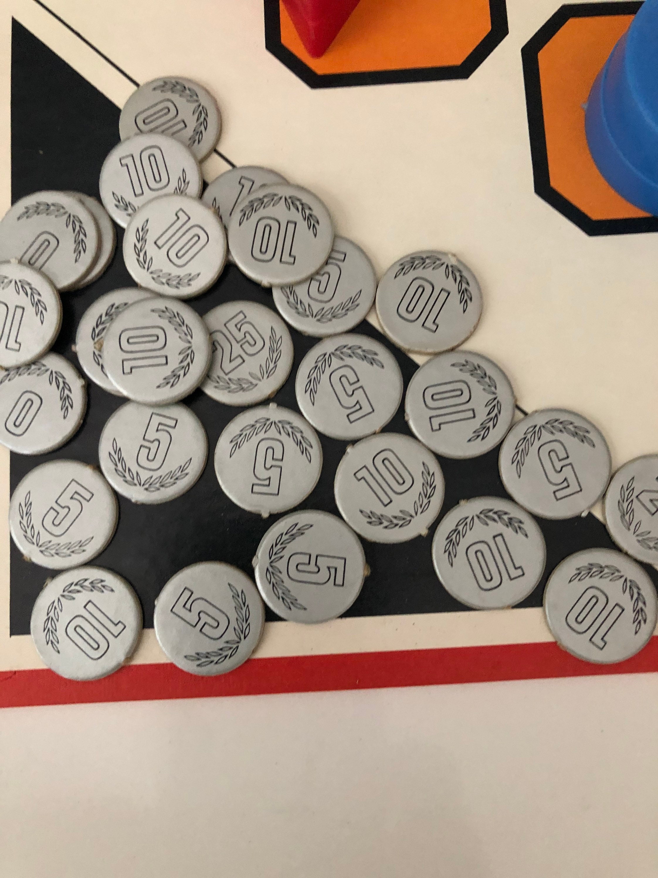 Vintage and Collectible Finders Keepers Board Game by Milton Etsy.de