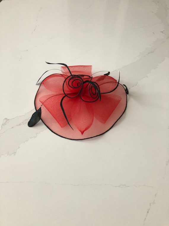 Vintage and Collecitble Handmade Fascinator - Brit