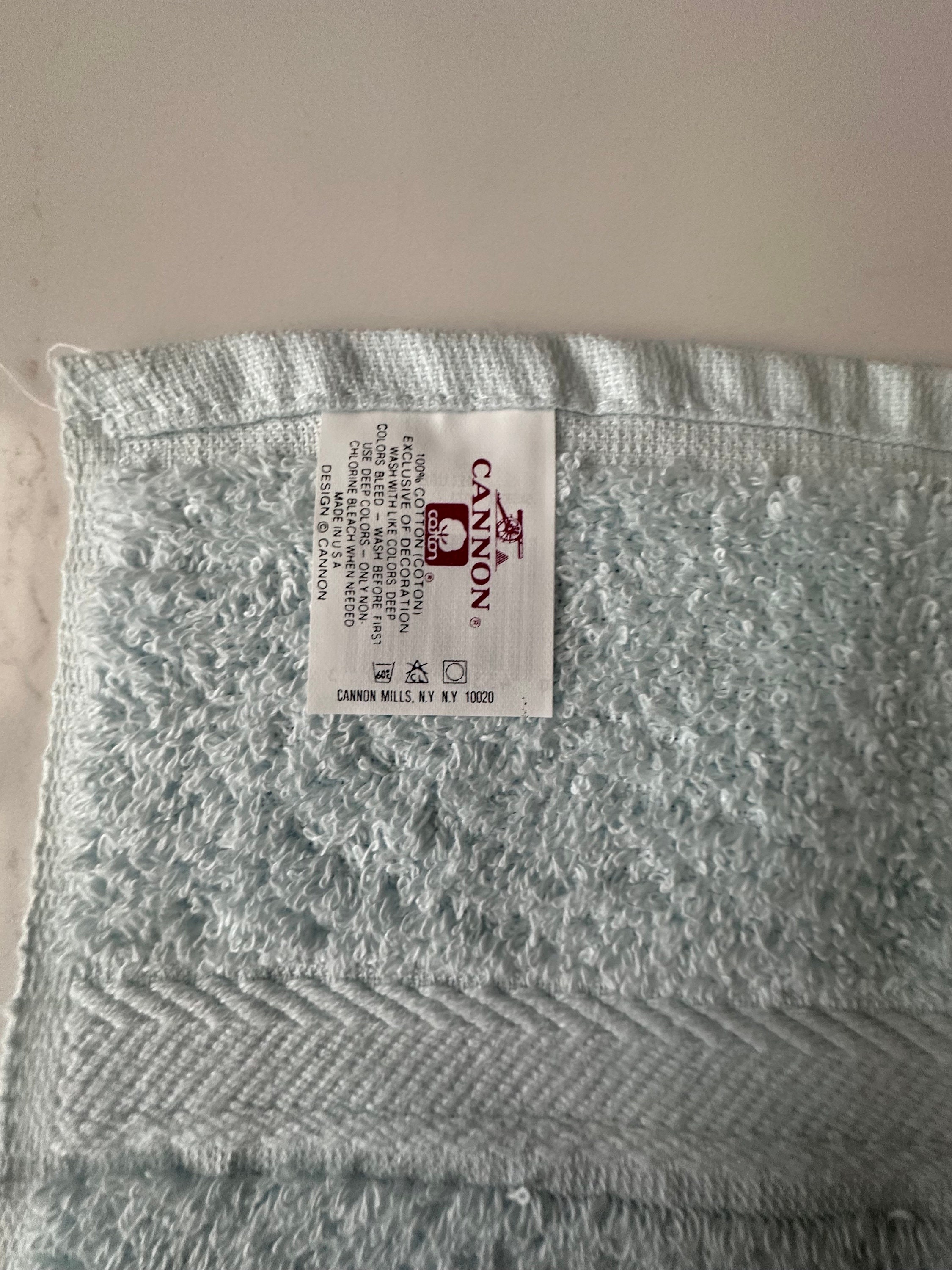 【期間限定送料無料】 New Vintage Old 2 - Cannon by Towels Blue Baby of Set Stock タオル