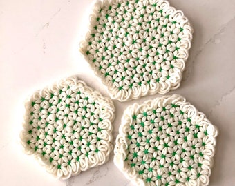 Set of 3 Vintage Handmade Yard Stitchery Bright Green Potholders - Kitchen Potholders