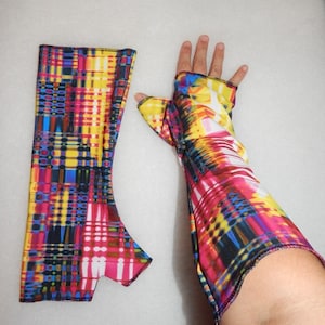 Fingerless rainbow glitch abstract unisex festival gloves for dance or cosplay. Vaporwave glitch, X-Large size for drag show gear