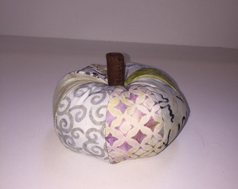 Ghost white batik decor pumpkin weighted pincushion plush hand-dyed decor Halloween style