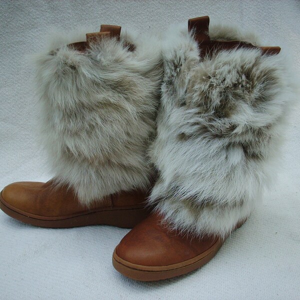 VINTAGE FOX BOOTS - Limited Edition  Leather Womens Boots Size 6