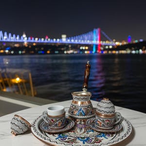 手作り銅製トルココーヒーセット（カップ、コーヒーポット、トレイ付き） - オスマンスタイル 画像 9