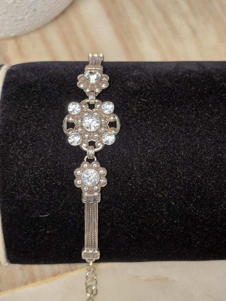 Brighton Twilight Crystal Bracelet Silver Tone Rhinestone Floral Link Adjustable image 7
