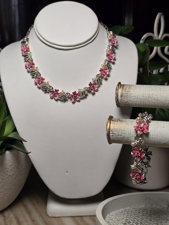 Vintage Pink Enamel Floral Necklace Bracelet Set Faux Pearl Rhinestone Jewelry