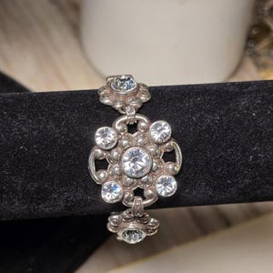 Brighton Twilight Crystal Bracelet Silver Tone Rhinestone Floral Link Adjustable image 9