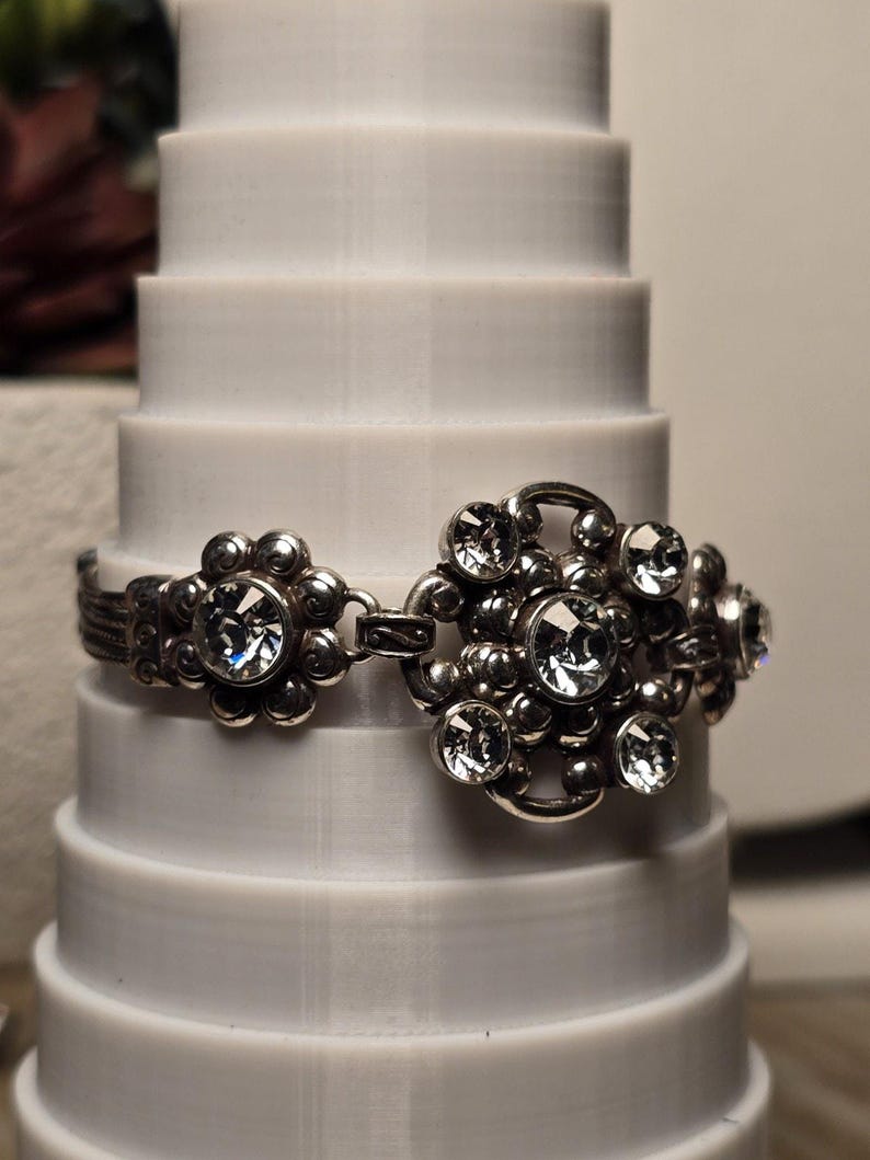 Brighton Twilight Crystal Bracelet Silver Tone Rhinestone Floral Link Adjustable image 4