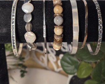 Vintage Pearl and Mixed Metal Bracelet Stack – Neutral Tones, Silver, Gold Bangles