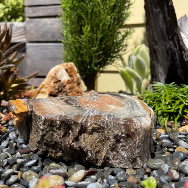 Polished Rock Water Fountain | Bird Bath | Garden Décor | Handmade | Garden Ornament | Water Feature |You can also use solar pump