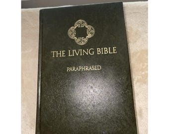 The Living Bible Paraphrased by Tyndale (1973, Hardcover)