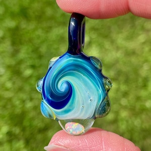 Meereswellen Halskette für Frauen, Nautical Sea Glass Beach Schmuck, mundgeblasenes Glas-Handwerker-Anhänger, Frau Geburtstagsgeschenk, Ocean inspirierte Geschenkidee