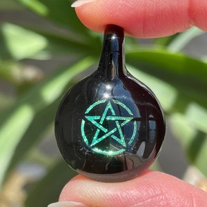 Unique Blown Glass Necklace, Pentacle Necklace, Five Pointed Star Pendant, Wiccan Jewelry for sister, Pentagram Talisman Necklace for her