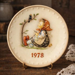 1978 Goebel Hummel Annual Plate • Original Box Included • Vintage Collectible Wall Plate