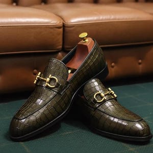 Men’s Crocodile Embossed Leather Loafers – Handmade Horsebit Dress Shoes – Luxury Formal Footwear