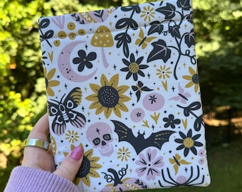 Witchy Woodland Kindle E-Reader/Book Sleeve