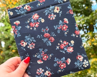 Midnight Garden Kindle E-Reader/Book Sleeve