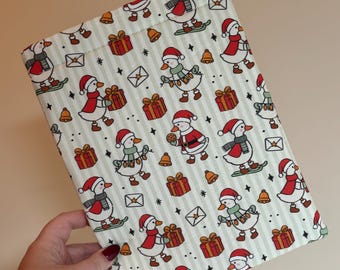Silly Goosemas Kindle E-Reader/Book Sleeve