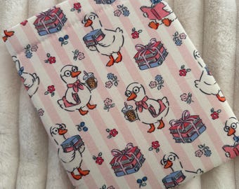 Silly Goose Reads Kindle E-Reader/Book Sleeve