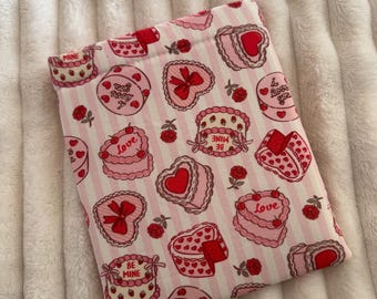 Be Mine Bakery Kindle E-Reader/Book Sleeve