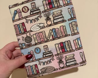 Taylor's Bookshelf Kindle E-Reader/Book Sleeve