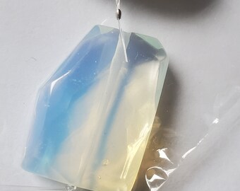 Unique Resin Opalescent Large Bead