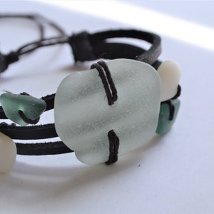 Leather Bracelet Greek and California Sea Glass Beads with Adjustable Tie afbeelding 1